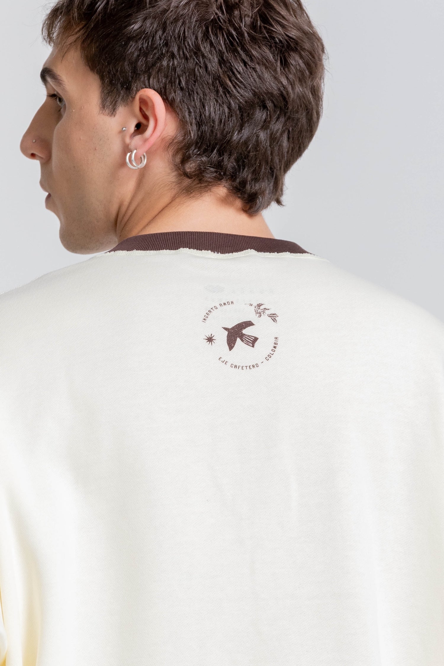 Buzo Trigo Estampado Café