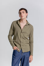 Camisa Clásica Verde Oliva