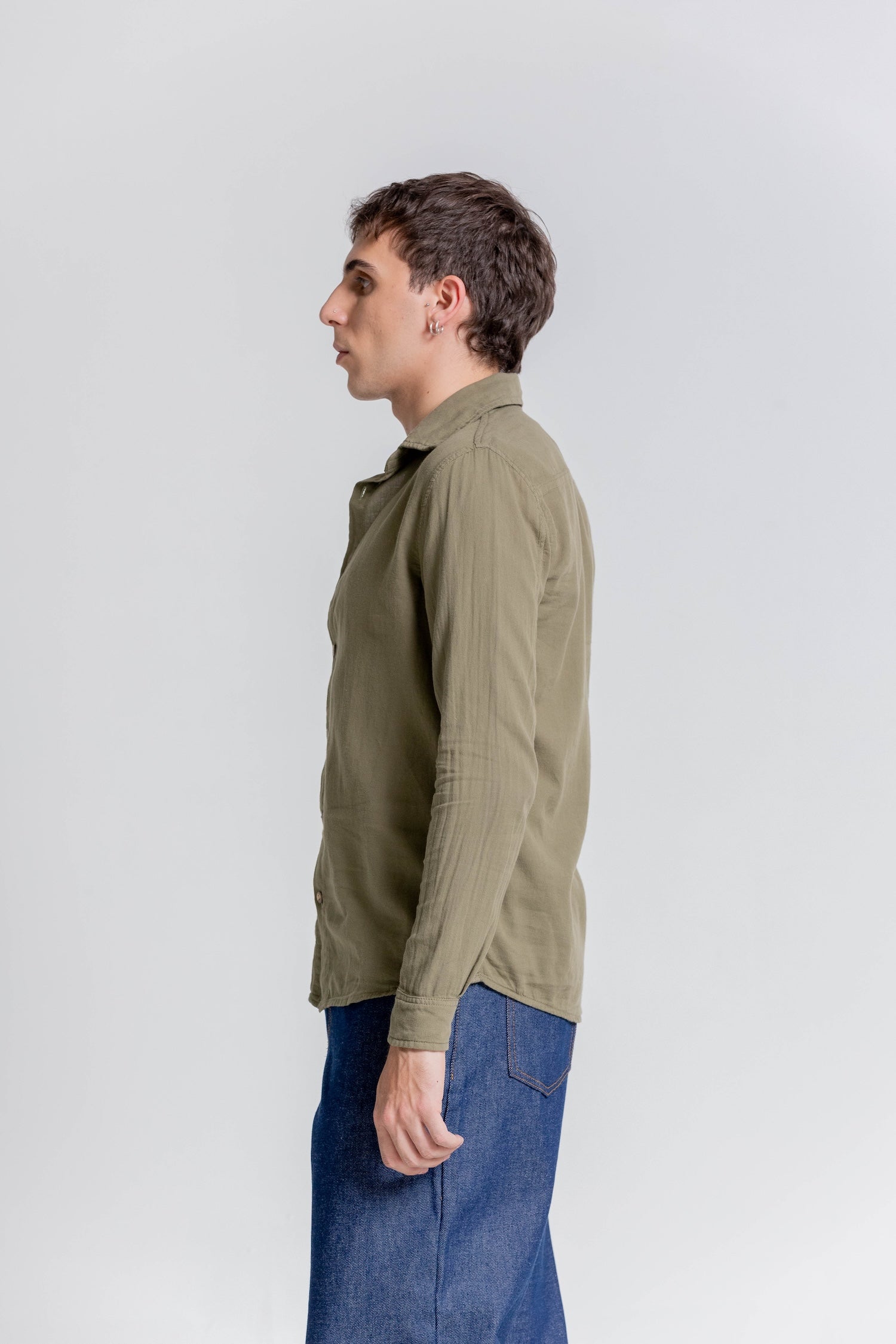 Camisa Clásica Verde Oliva