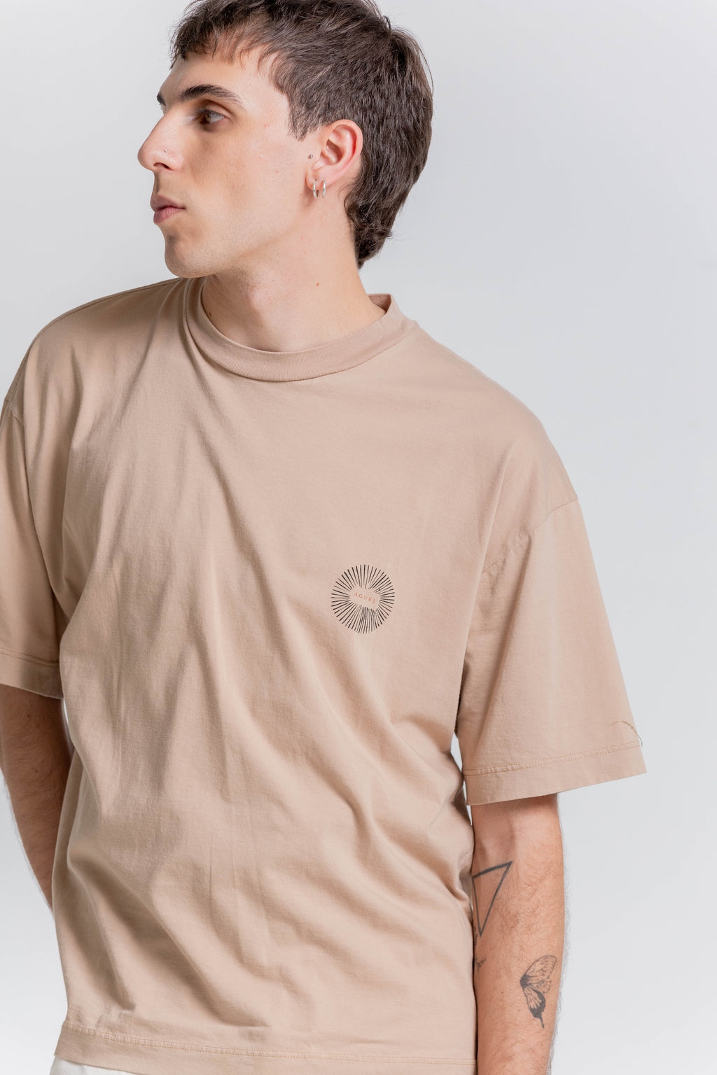 Camiseta Oversized Masdevallia Coccinea Khaki