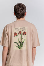 Camiseta Oversized Masdevallia Coccinea Khaki